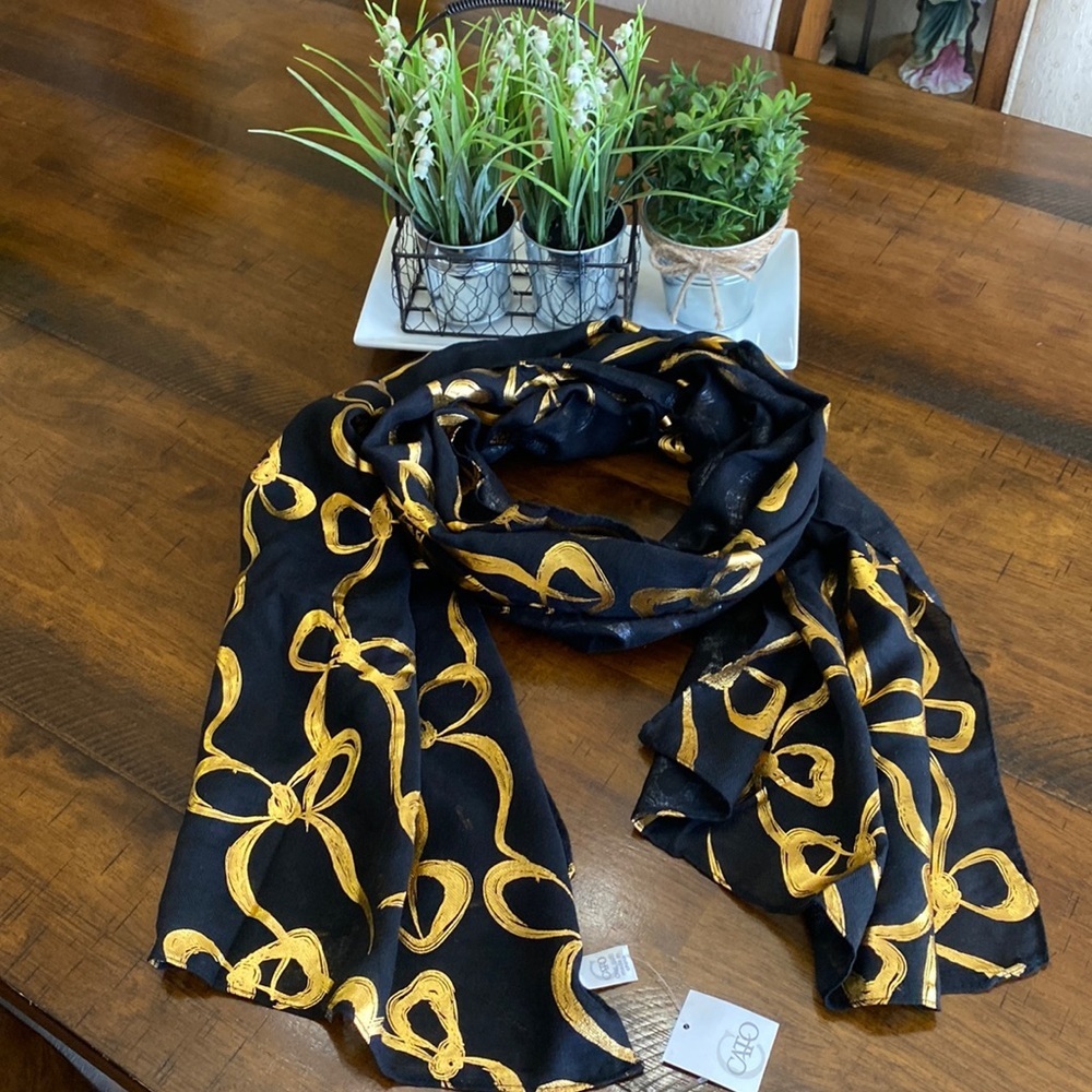 Cato Scarf